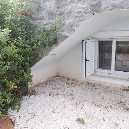 Gelsomino House Διαμέρισμα Λουτράκι Εξωτερικό φωτογραφία