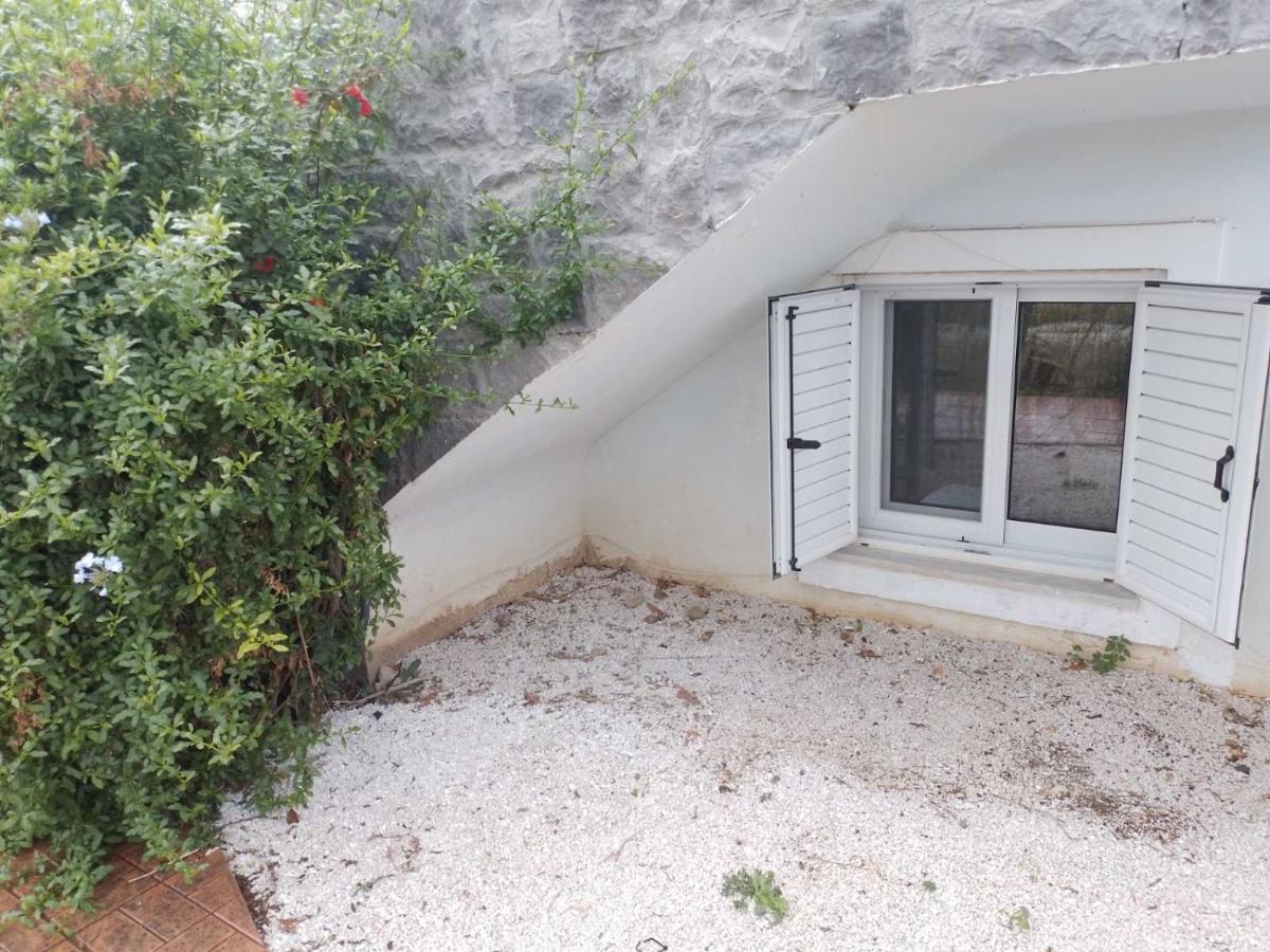 Gelsomino House Διαμέρισμα Λουτράκι Εξωτερικό φωτογραφία